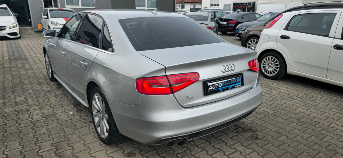 Audi A4 2.0 TDI S-Line