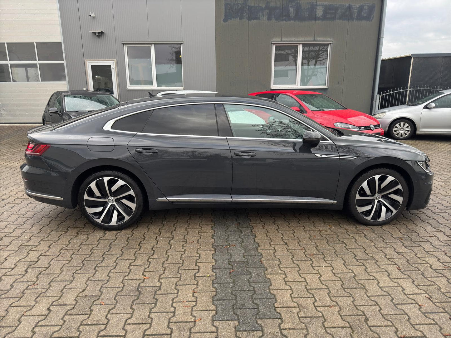 VW Arteon // 3X R-Line